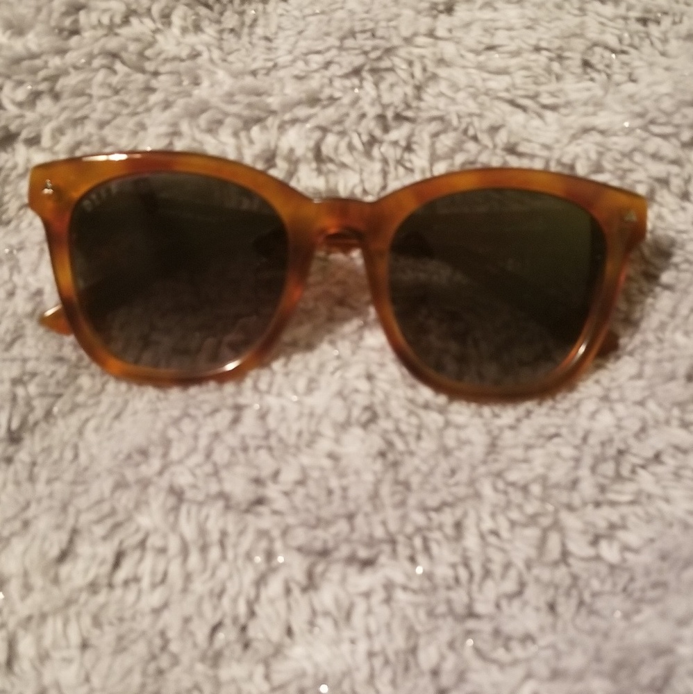 DIFF Sunglasses
